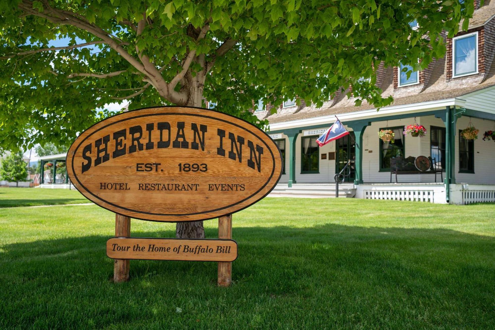 - Western Signature Collection Sheridan