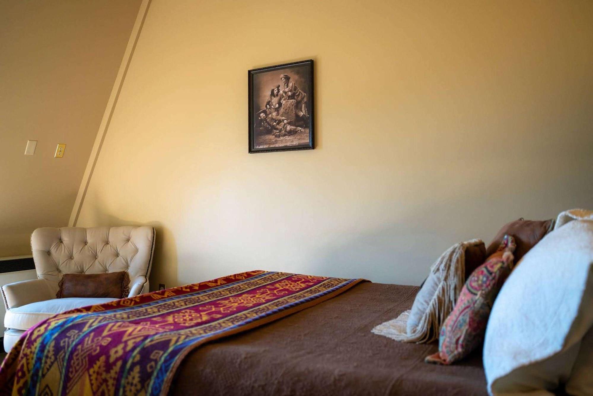 - Western Signature Collection Inn